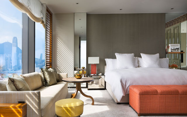 RWHKG_Standard_Room_(South_East_Facing)_Bedroom_(Daylight)