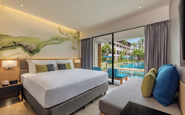 King_Premium_Pool_Access_Room