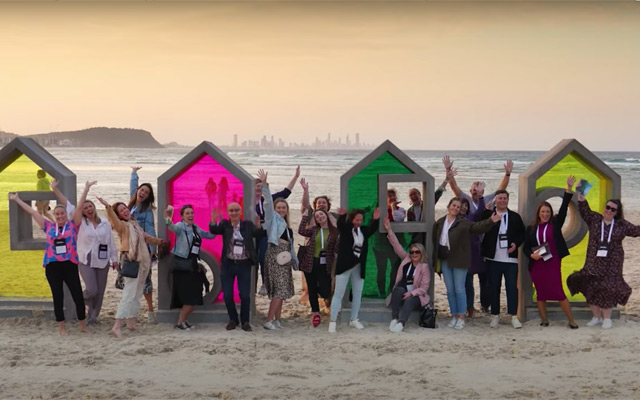 Gold-Coast-Video2-Screenshot_640