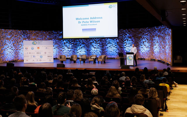 Welcome_address_in_Federation_Concert_Hall-min_640