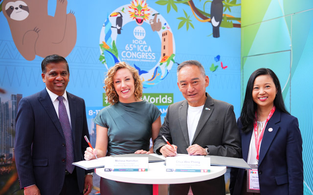 Signing_From_L_to_R_-_Senthil_of_ICCA_Melissa_of_EarthCheck_Wee_Phong_of_Constellar_Huey_Hong_of_STB_640