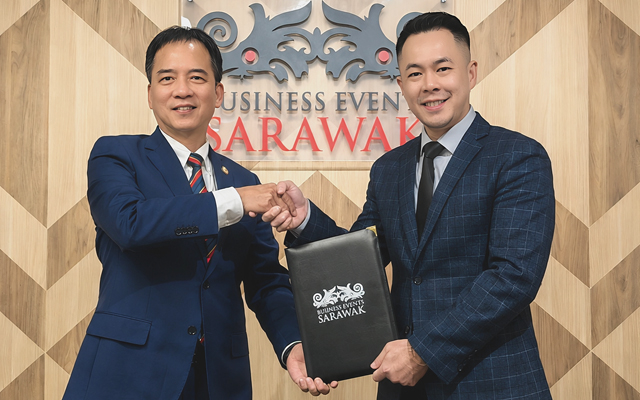 Jason with BESarawak Chairman, Datu Hii Chang Kee_640